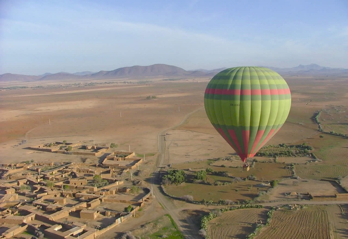 vol-en-montgolfiere-a-marrakech